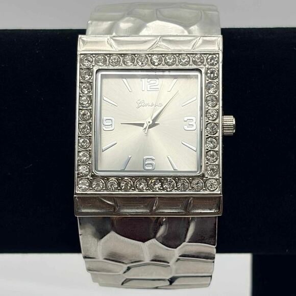 Y2K Silver Crystal Geneva Watch - Picture 1 of 4